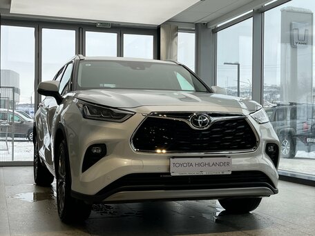 Toyota Highlander IV (XU70)