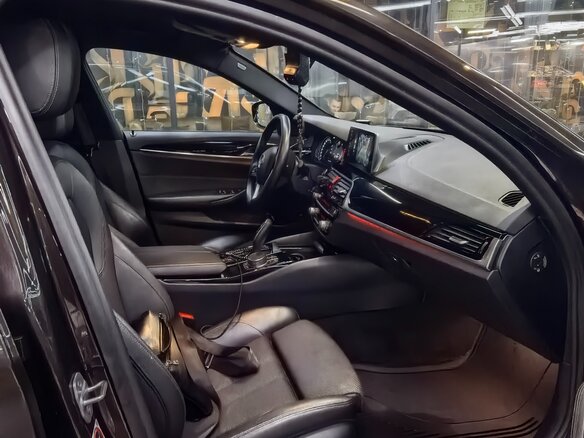 2017 BMW 5 серии 520d VII (G30/G31/G38), коричневый, 3150000 рублей - вид 13