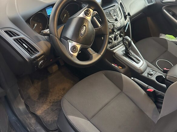 2011 Ford Focus III, серый, 720000 рублей - вид 6