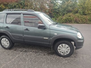 2012 Chevrolet Niva I Рестайлинг, серый, 390000 рублей, вид 4