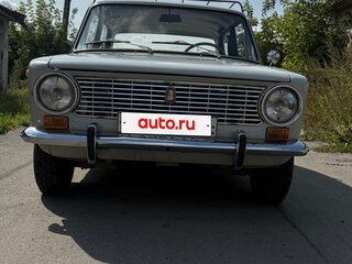 1974 Lada (ВАЗ) 2101, серый, 240000 рублей, вид 3