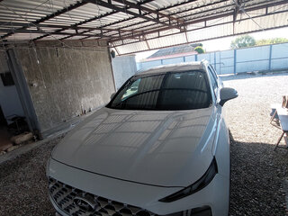 2021 Hyundai Santa Fe IV Рестайлинг, белый, 3400000 рублей, вид 3