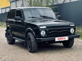 2017 Lada (ВАЗ) 2121 (4x4) I Рестайлинг, чёрный, 595000 рублей, вид 2