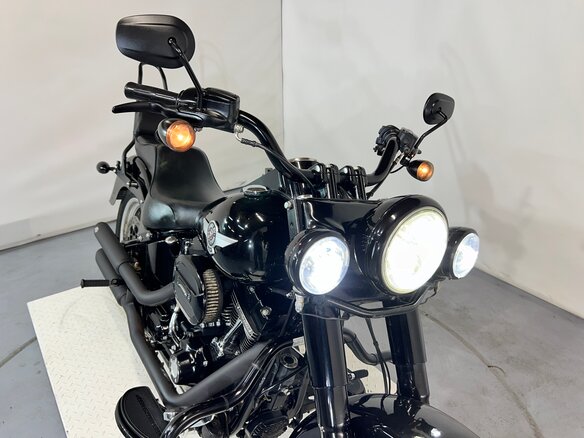 2017 Harley-Davidson Fat Boy, чёрный, 960000 рублей - вид 4
