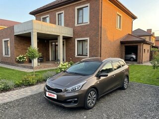 2017 Kia Ceed II Рестайлинг, коричневый, 1350000 рублей, вид 1