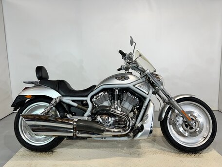 2003 Harley-Davidson V-Rod, серебристый, 460000 рублей, вид 1