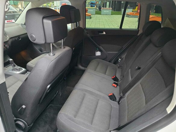 2015 Volkswagen Tiguan I Рестайлинг, белый, 1450000 рублей - вид 7