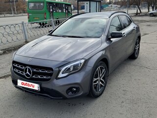 2019 Mercedes-Benz GLA 200 I (X156) Рестайлинг, серый, 2500000 рублей, вид 2