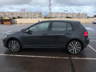 2014 Volkswagen Golf VII, серый, 1250000 рублей, вид 4