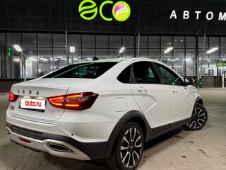 2023 Lada (ВАЗ) Vesta Cross I Рестайлинг (NG), белый, 1410000 рублей, вид 4