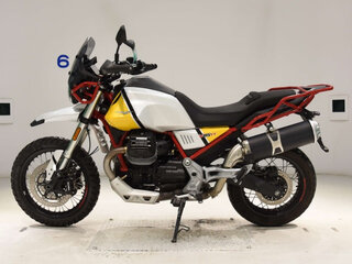 2022 Moto Guzzi V85 TT, белый, 800000 рублей, вид 2