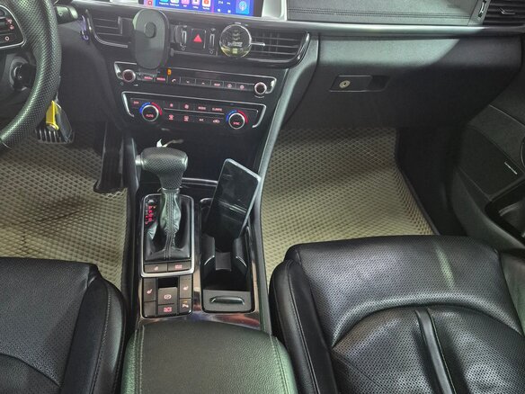 2017 Kia Optima IV, белый, 1850000 рублей - вид 4