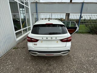 2025 Lada (ВАЗ) Vesta SW Cross I Рестайлинг (NG), белый, 1900000 рублей, вид 3