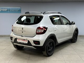 2017 Renault Sandero Stepway II, серый, 940000 рублей, вид 5