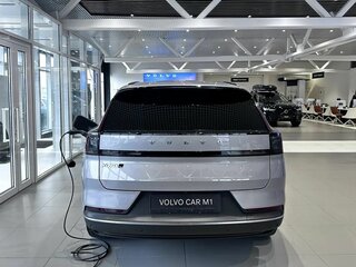 2025 Volvo XC70 III, серебристый, 8000000 рублей, вид 4