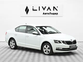 2018 Skoda Octavia III (A7) Рестайлинг, белый, 1475000 рублей, вид 1