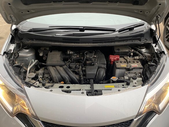 2020 Nissan Note II Рестайлинг, серебристый, 1250000 рублей - вид 30