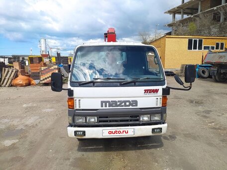 1997 Mazda Titan, белый, 1700000 рублей, вид 1