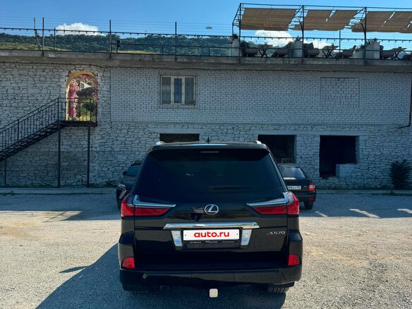 2017 Lexus LX 570 III Рестайлинг 2, чёрный, 6700000 рублей - вид 6