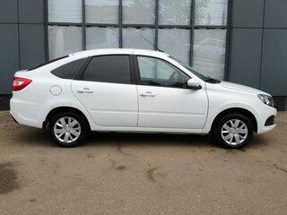 2022 Lada (ВАЗ) Granta I Рестайлинг, белый, 659000 рублей, вид 4