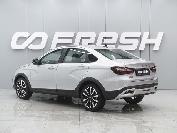 2024 Lada (ВАЗ) Vesta Cross I Рестайлинг (NG), серебристый, 1699000 рублей - вид 1