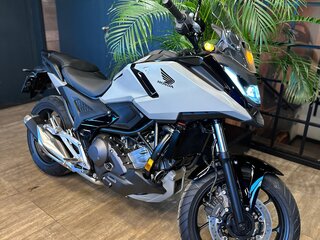 2025 Honda NC 750X, серый, 1450000 рублей, вид 2