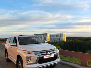 2020 Mitsubishi Pajero Sport III Рестайлинг, белый, 4000000 рублей, вид 2