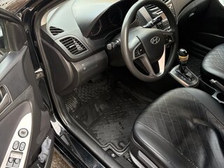 2014 Hyundai Solaris I Рестайлинг, чёрный, 750000 рублей, вид 5