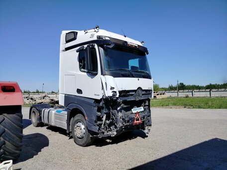 2024 Mercedes-Benz Actros, белый, 5761980 рублей, вид 2