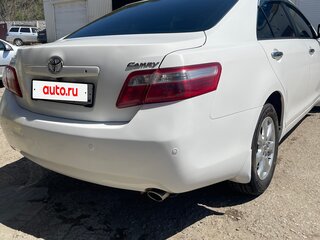 2010 Toyota Camry VI (XV40) Рестайлинг, белый, 1300000 рублей, вид 3