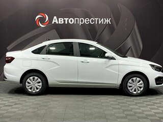 2026 Lada (ВАЗ) Vesta I Рестайлинг (NG), белый, 1735000 рублей, вид 4