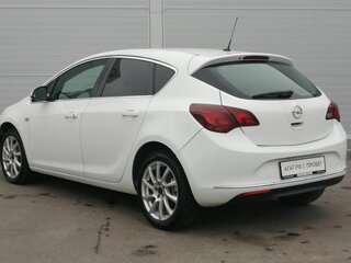 2014 Opel Astra J Рестайлинг, белый, 640000 рублей, вид 5