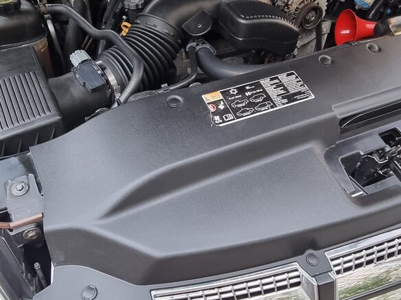 2011 Cadillac Escalade III, чёрный, 2400000 рублей - вид 23