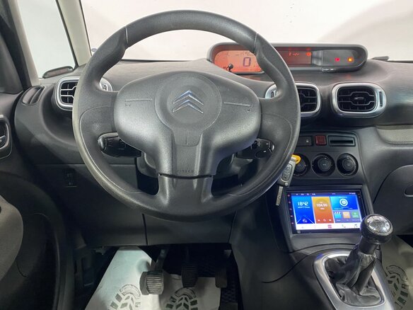 2009 Citroen C3 Picasso I, чёрный, 530000 рублей - вид 16
