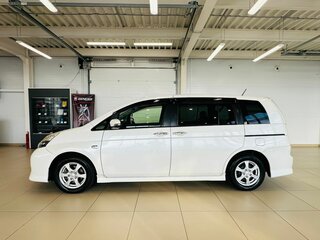 2013 Toyota ISis I Рестайлинг, белый, 1649000 рублей, вид 3