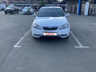 2014 Daewoo Gentra II, белый, 650000 рублей, вид 1