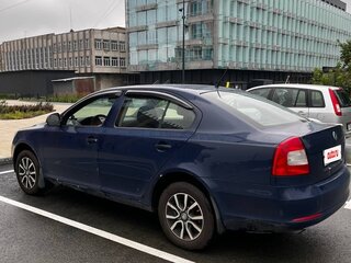 2011 Skoda Octavia II (A5) Рестайлинг, синий, 650000 рублей, вид 2