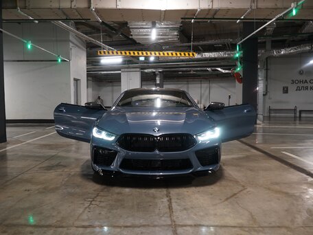 2019 BMW M8 I (F91/F92/F93), голубой, 9400000 рублей, вид 4