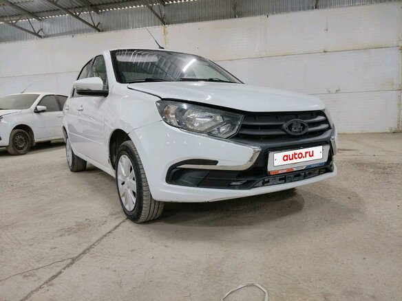 2023 Lada (ВАЗ) Granta I Рестайлинг, белый, 536000 рублей - вид 1