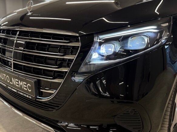 2026 Mercedes-Benz V-Класс Long 300 d длинный III (W447) Рестайлинг 2, чёрный, 17000000 рублей - вид 10