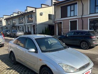 2004 Ford Focus I Рестайлинг, серебристый, 300000 рублей, вид 2