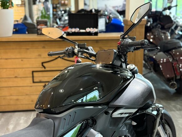 2025 Ducati Diavel V4, чёрный, 3300000 рублей - вид 18