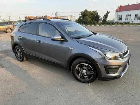 2017 Kia Rio X-Line IV, серый, 1400000 рублей, вид 4