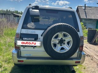 2000 Toyota Land Cruiser Prado 90 Series Рестайлинг, белый, 1600000 рублей, вид 2