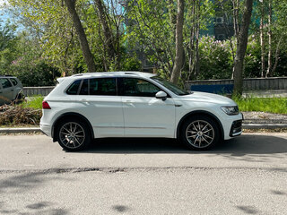2018 Volkswagen Tiguan II, белый, 3150000 рублей, вид 1