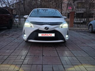2018 Toyota Vitz III (XP130) Рестайлинг 2, белый, 900000 рублей, вид 5