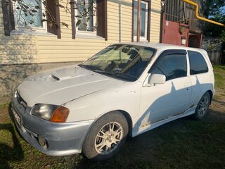 1996 Toyota Starlet V (P90), белый, 195000 рублей, вид 1