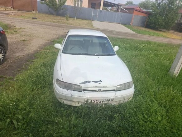 1993 Mazda Cronos, белый, 100000 рублей