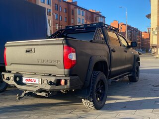 2015 Toyota Tundra CrewMax II Рестайлинг, чёрный, 5200000 рублей, вид 4