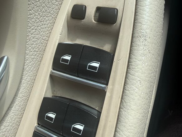2015 BMW 5 серии 520i VI (F10/F11/F07) Рестайлинг, чёрный, 1999000 рублей - вид 12